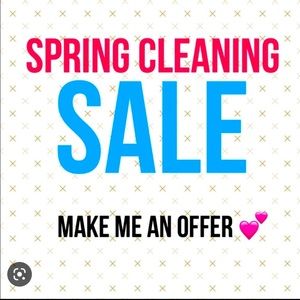 Time to clean house!! Make me an offer 💛